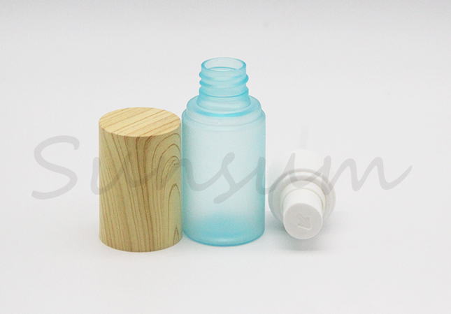 Wooden Cap Cosmetic Frosted Hair Spray Bottle