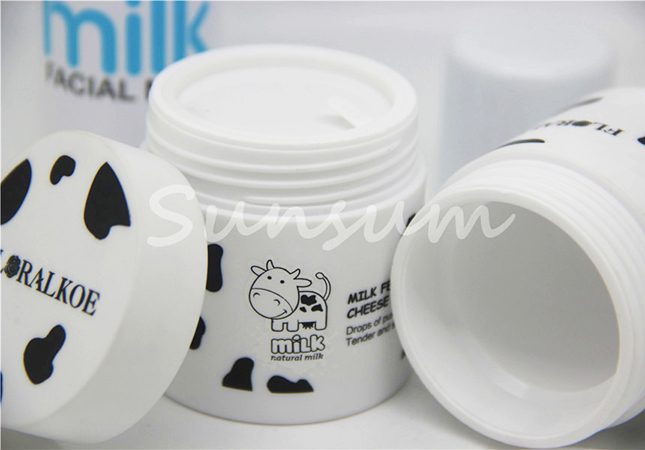 China Manufacturer Cosmetic Packaging Lotion Silk Screen Lotion Bottle