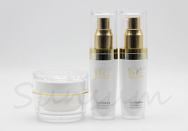 Luxurious Acrylic Cosmetic Double Wall Jar Lotion Cosmetic Golden Pump Bottle