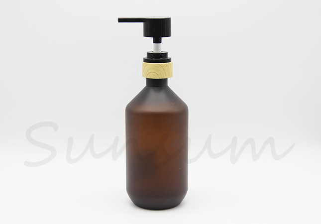 Different Shape Empty Cosmetic Shampoo Amber Packaging Lotion Wood Pump Bottle