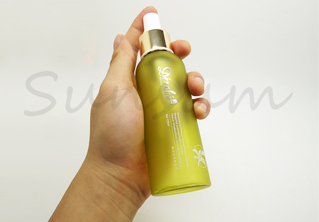 Matte Color Lotion Pump Cosmetic Spray Round Lotion Bottle 120ml