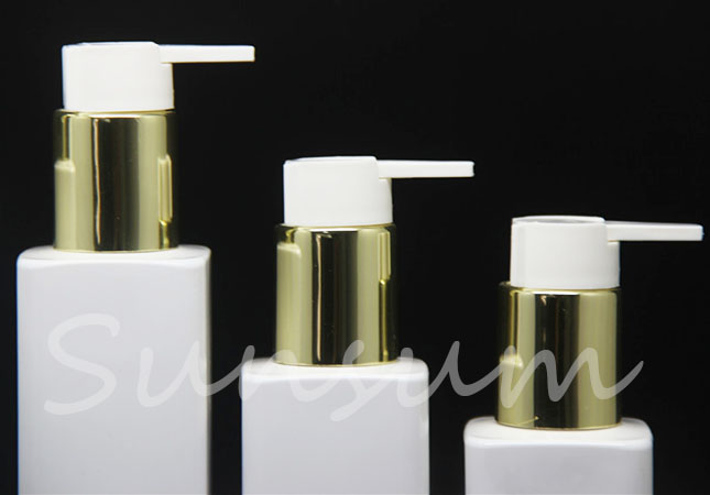 Square Cosmetic Shampoo Products Plastic White Color Custom Bottle