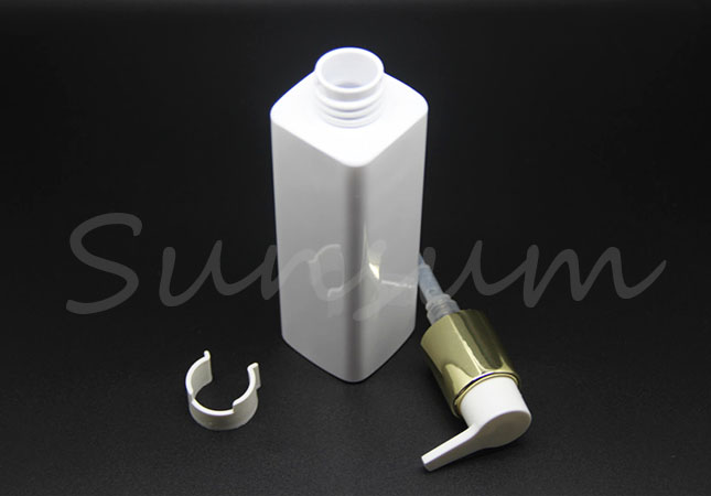 Square Cosmetic Shampoo Products Plastic White Color Custom Bottle