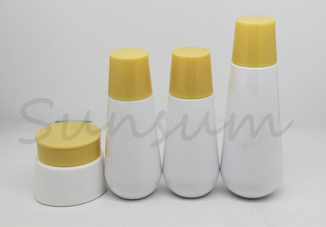 Set Guangzhou Manufacturer Cosmetic Jar Toner Liquid Lotion Bottle