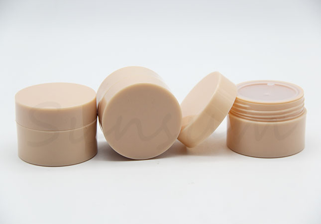 Unique Color Cosmetic Moisturizer 30g Plastic Jar