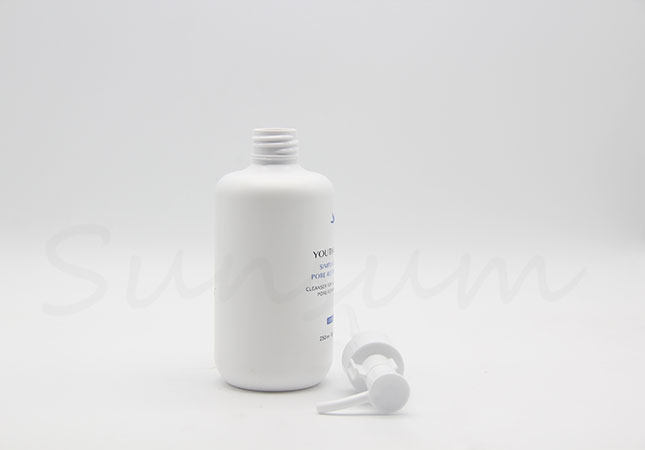 Plastic Cosmetic Lotion Pump White Cream Bottle