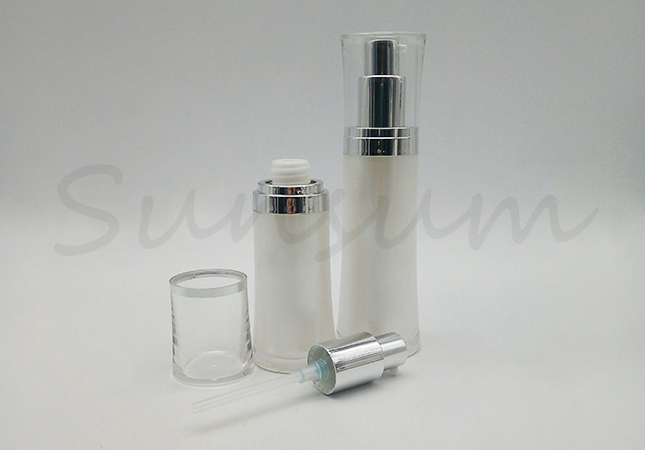 Luxurious Acrylic  Customized Logo Bottle With Lotion Pump For Skin Care