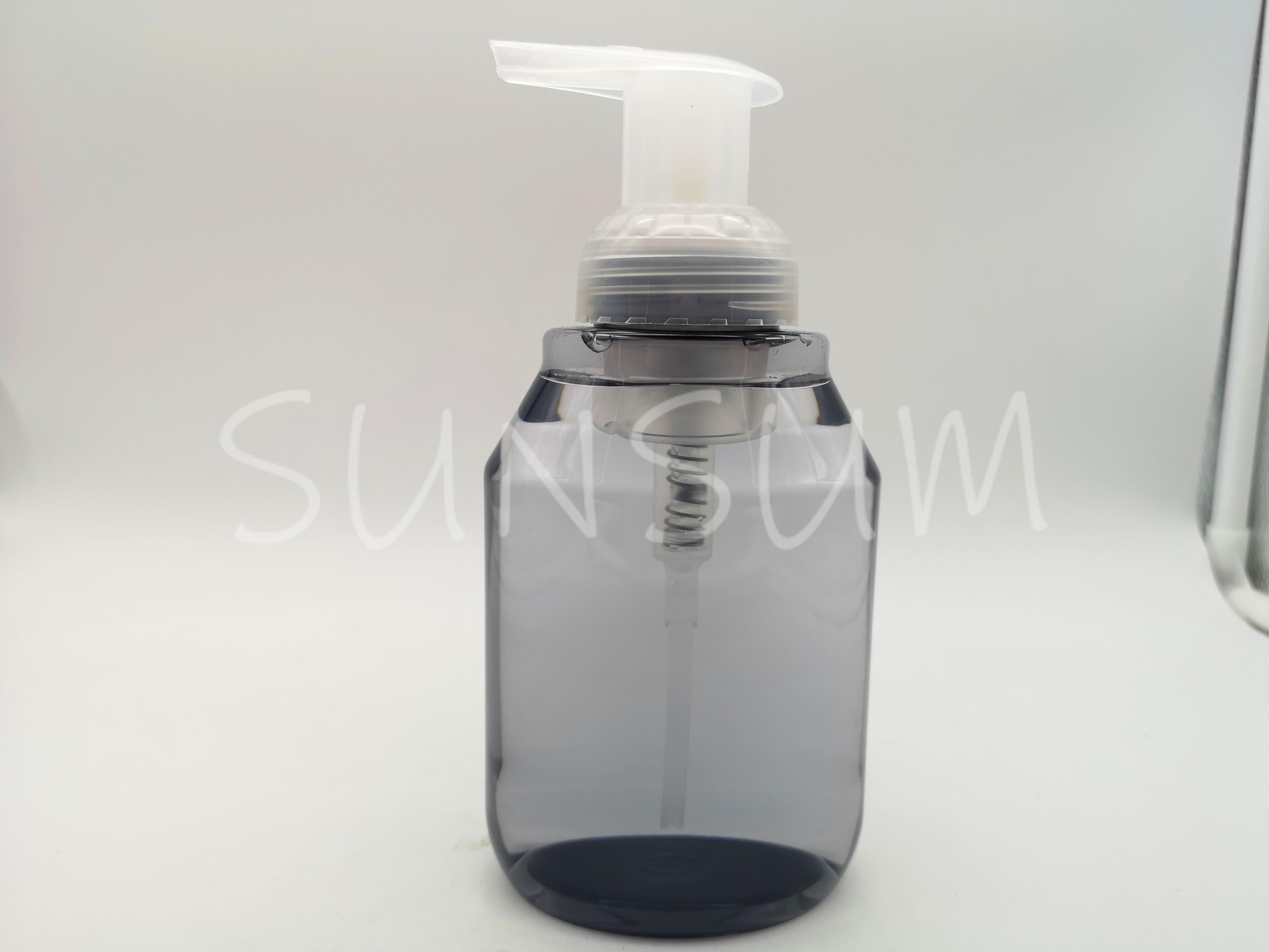 Plastic foam bottle